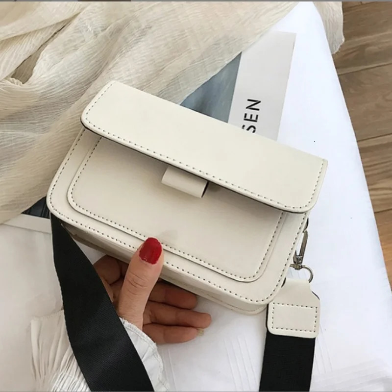Shoulder Bag Ins Versatile Wide Shoulder Strap Small Square Bag Retro Pu Leather Crossbody Bag WomenS Bag Fall Winter 250318