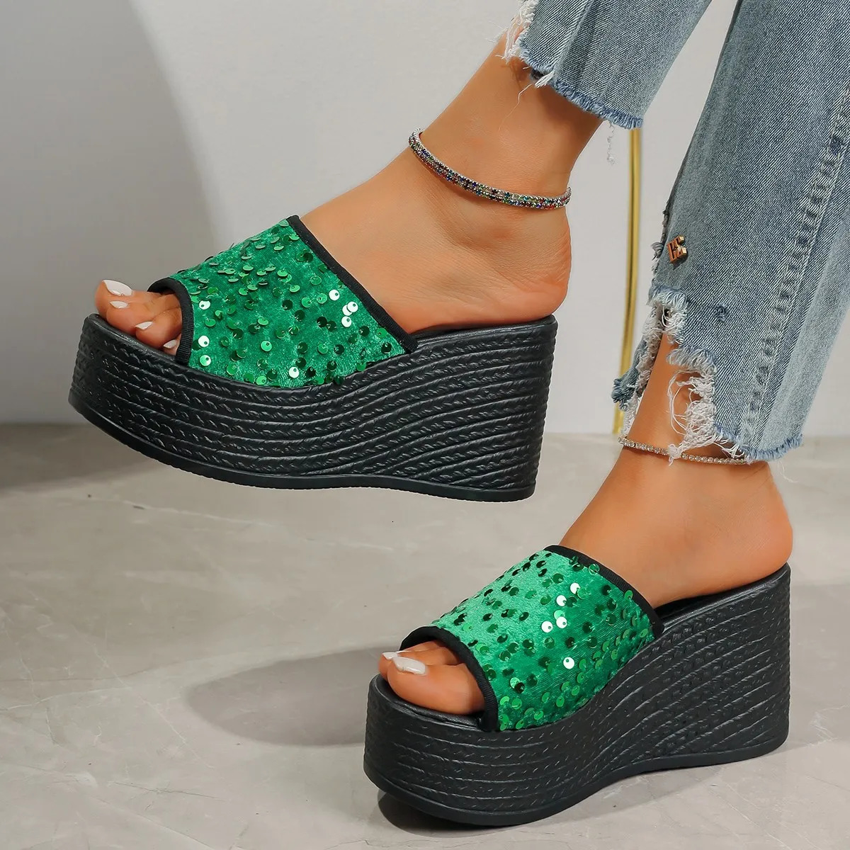 Women Platform Slippers 2025 Summer Beach Wedges Sandals Fashion Sequin Casual Slippers Women High Heel Slippers Women 250318