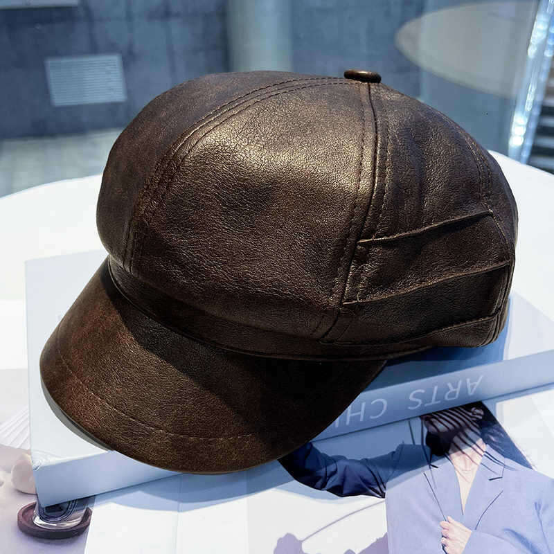 British leather pleated octagonal for women to show off their face temperament during spring and autumn outings, painter hat trend