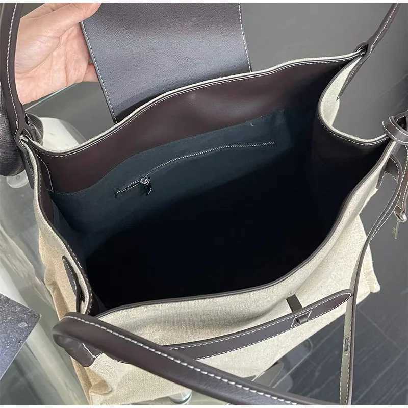 Brand Shoder Bag For Wen Contrast Color Retro Canvas Handbag ing Large Capaci Totebag Pin Buckle Design Underarm Bag Z250318