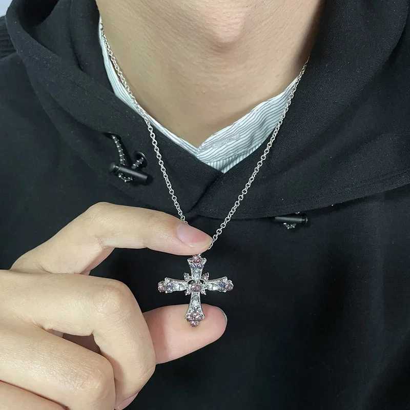 Y2K Fashion Heart Cross Pendant Necklace Pink Crystal Egirl Sweet Kravik Chain Necklace Fashion Party Jewelry Gift W250318