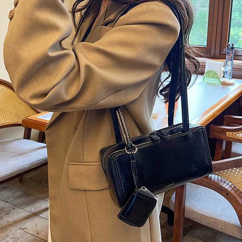 Ladies Brown Handbag PU Leather Vintage Textured Small Bag Wen Versatile and Shoder Underarm Bag Korean Fi Handbag Y250318