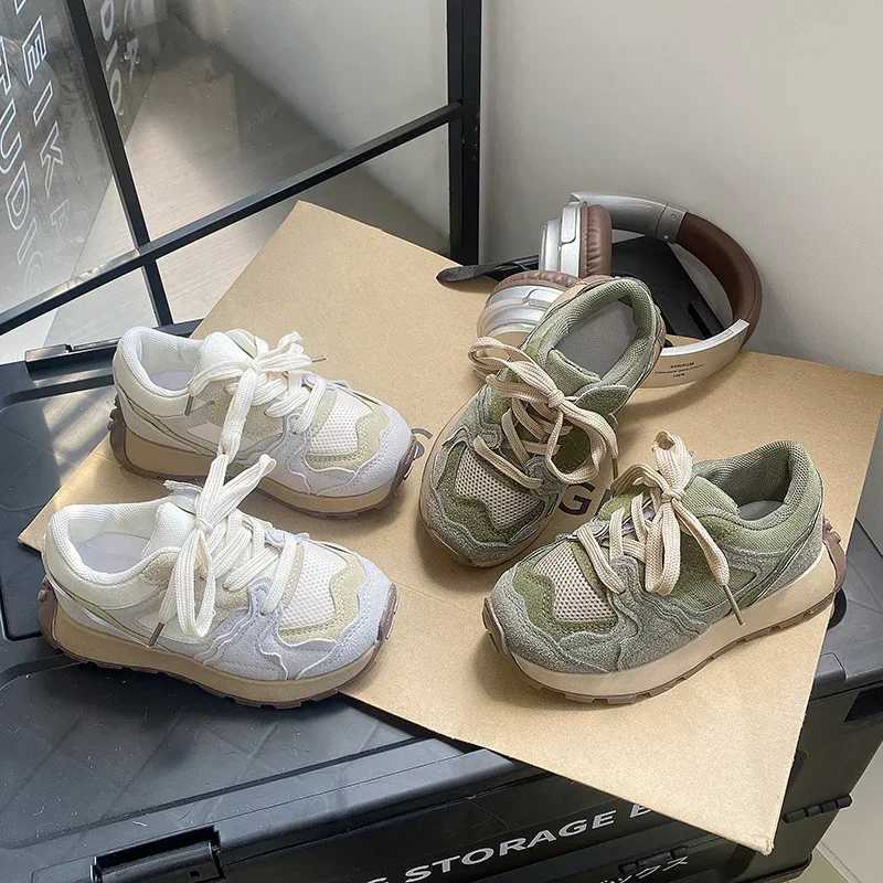 Student running shoes dustproof and anti slip 2025 new fashion childrens sports shoes thick soft sole childrens sports shoes mesh breathable W250318