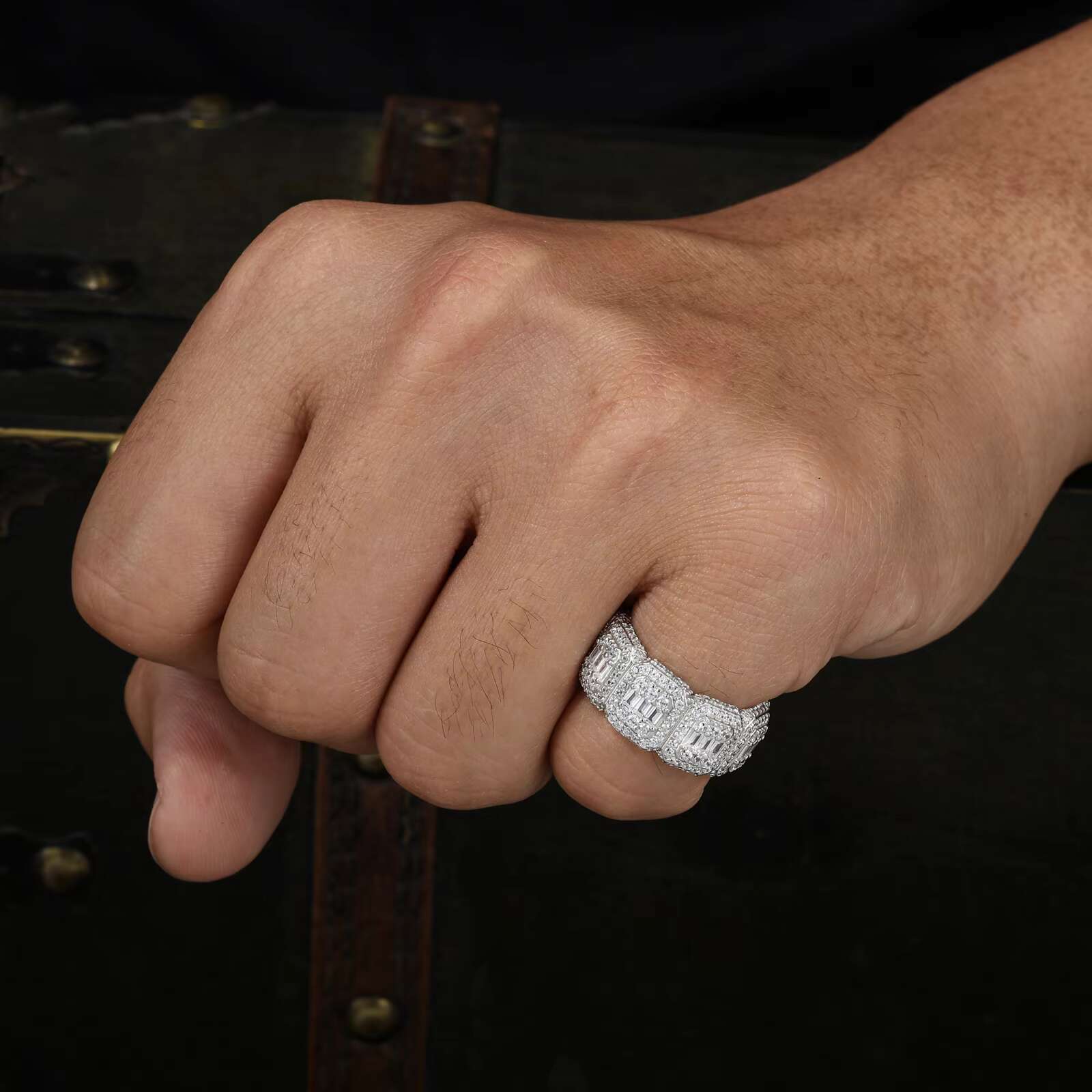 Wedding Engagement Gift Jewelry Sterg Sier VVS Baguette Moissanite Ice Candy Ring for Men Women