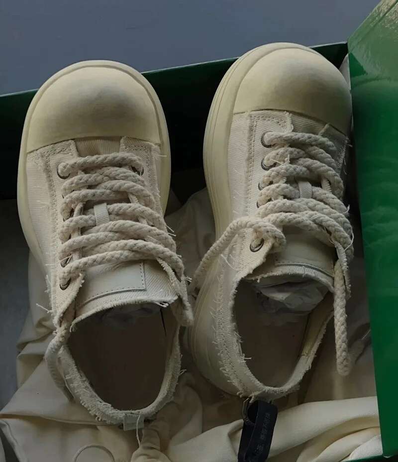 Big Round Toe White Canvas Shoes Lace Up Soft Black Ankle Boots Women's Sneakers Summer New In Designer Causal Dress Shoe