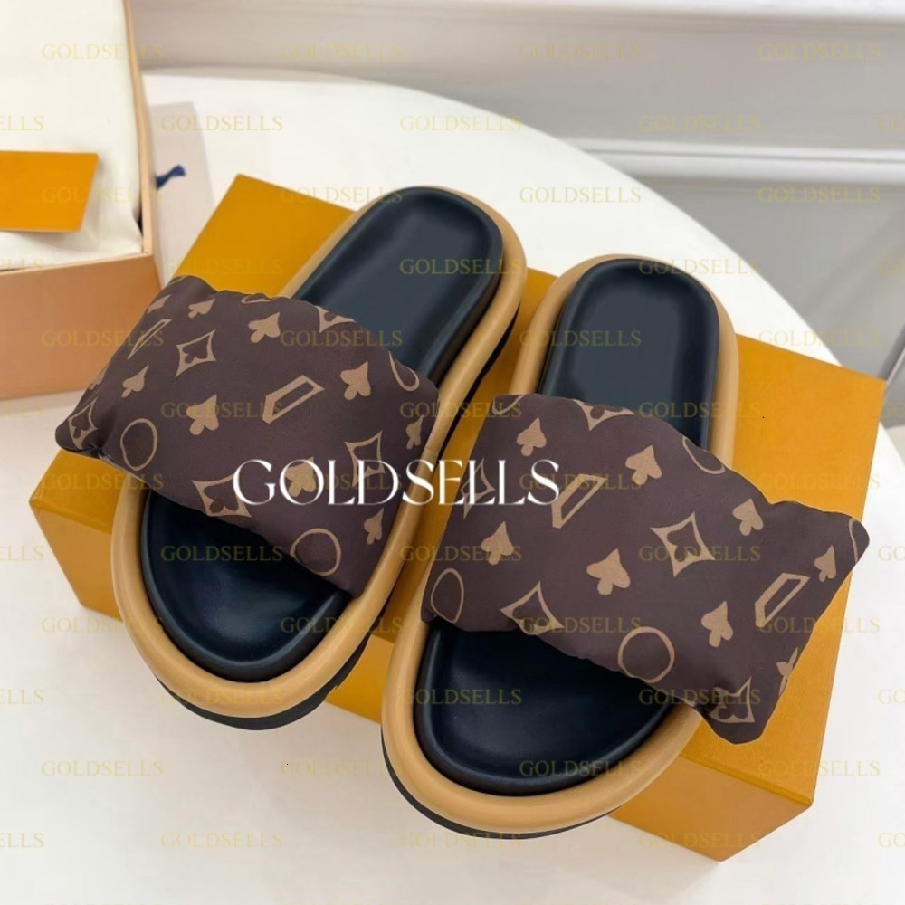 New Designer Pool Pillow Sliders Fashion Women Slippers Classic Brand Prints Embossed Summer Beach Vintage Sandals Luxury Slide Printed Flat Slide Couples Shoes 11