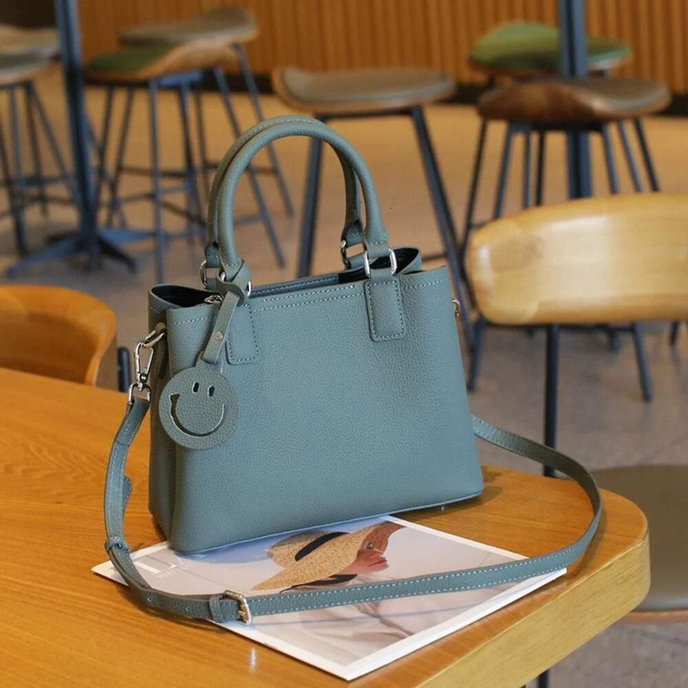 New Winter Blue Green Tote Large Capacity 100% Genuine Leather Women Handbag Cowskin Female Shoulder Crossbody Bag 2 Straps