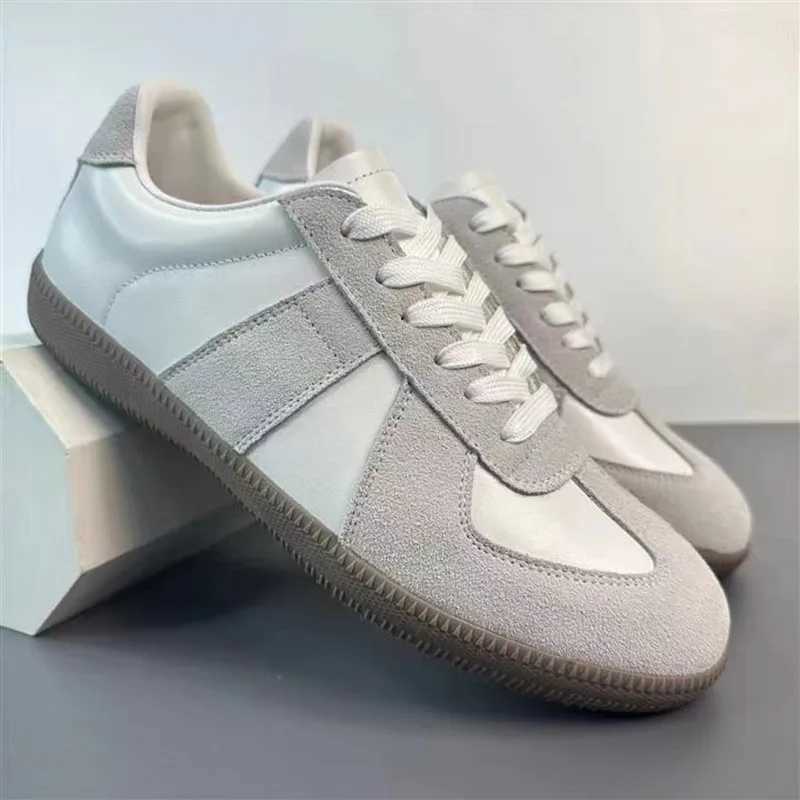 German Training Shoes Mens Spring Leather Lace-up Sports Casual Small White Soft Sold Sneakers Outdoor Fitness Running Boots Y250318