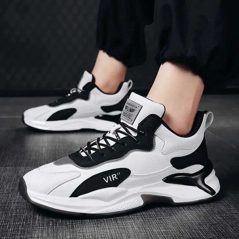 2023 New Mens Shoes Full Horse Net Casual Shoes Det Soft Shoes Spring/Summer Breathable Sports Shoes Mens Shoes Y250318