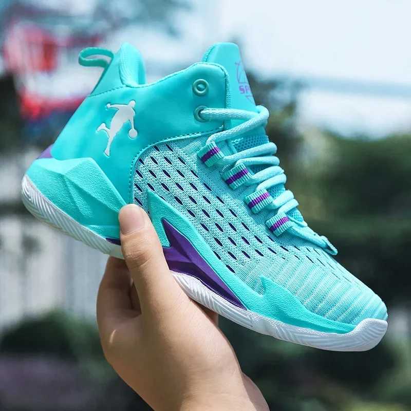 New breathable and comfortable childrens basketball shoes outdoor boys basketball shoes girls sports shoesXJ250318