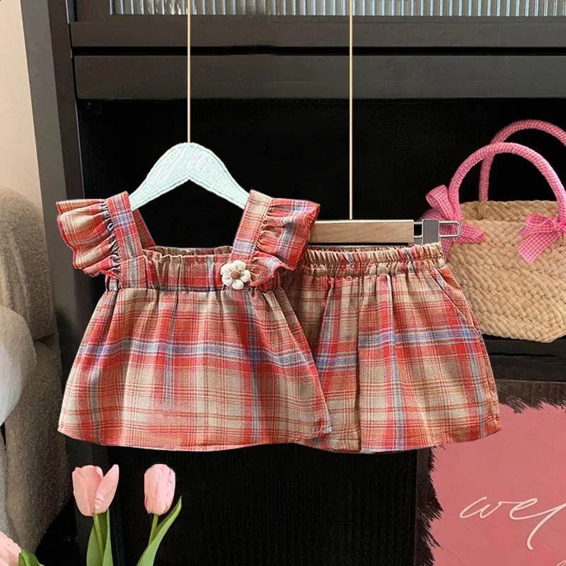 2pieceset summer baby girl twopiece set cute checkered small sleeve top Korean version beach 250319
