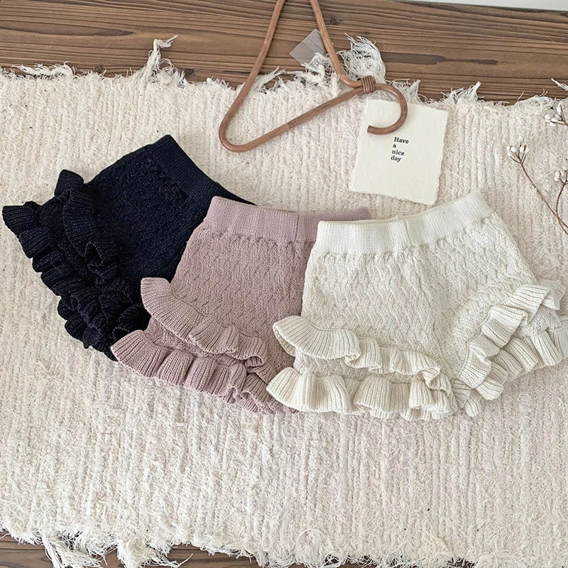 Autumn 0-4Yrs Baby Girls Knitted Shorts Toddler Baby Girls Solid Color Hollow Out Knitting Shorts Children Shorts 250319