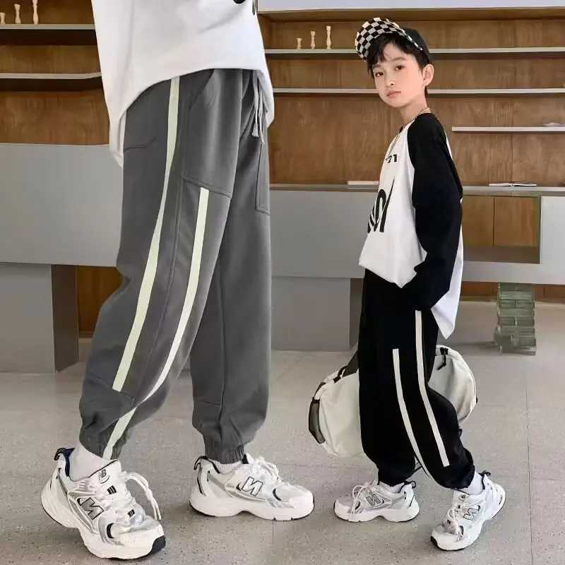Spring and autumn childrens leisure school sports pants Trouser jogging pants Childrens loose sports pants Childrens sports pantsT250318