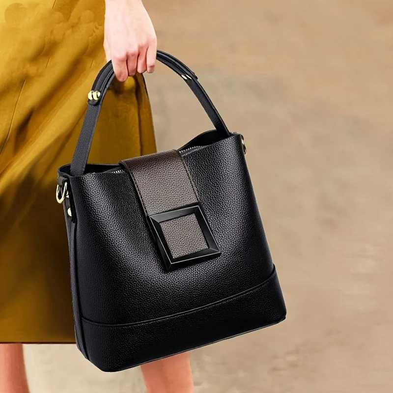 New Arrival Womens leather bucket bag fashionable top handle comfortable shoulder strap stylish avant-garde design handbag shoulder cross body bag T25