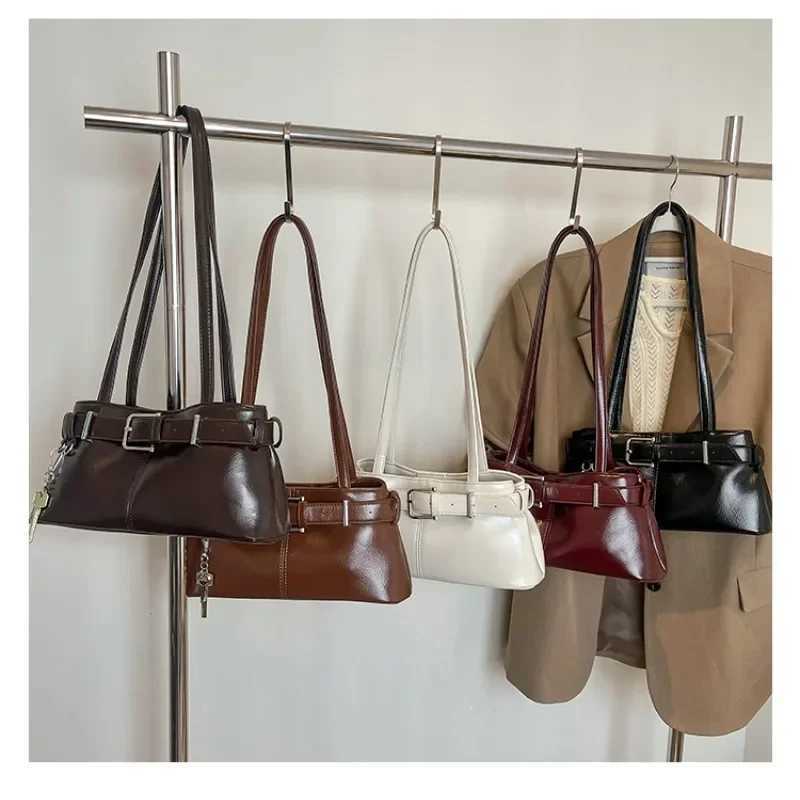 Fashionable design luxurious PU shoe bag super cool and personalized designer style handbag suitable for Wen 2025 Fi Hot S Y250318