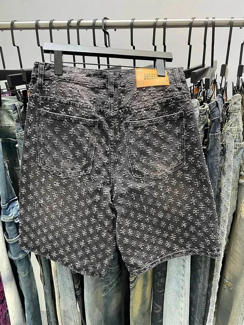 Fashion Casual Summer Light Blue Distressed Men Denim Smart Straight Leg Loosen Male High Street Niche Design Tide Shorts