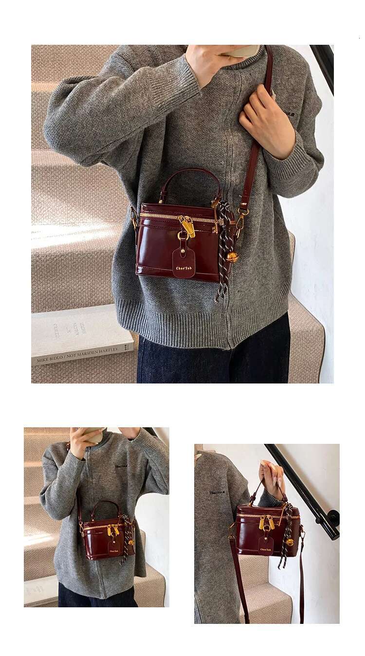 2025 New Designer Bag Oil Painting Leather Women's Handbag Retro Crossbody Bag Bucket Shaped Handbag Retro Light Luxury Bag