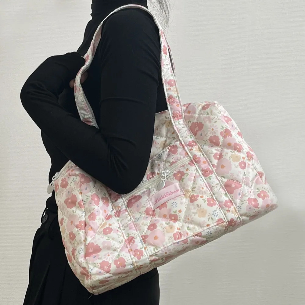 Korean Style Stroller Organizer Bags Multi-pocket Large Capacity Floral Mummy Bag Lightweight Portable Baby Diaper Organizer 250319