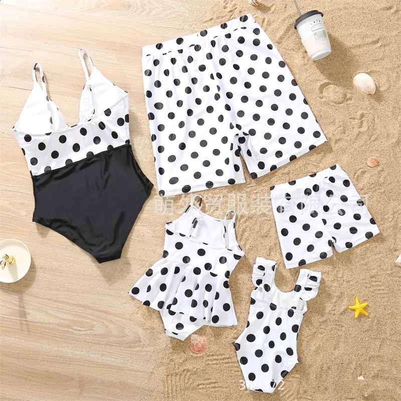 Family Matching Swimsuits Summer Polka Dot Boys Girls Swimwear 2025 Daddy Mummy Beach Clothing Family Fashion Bikini 250319