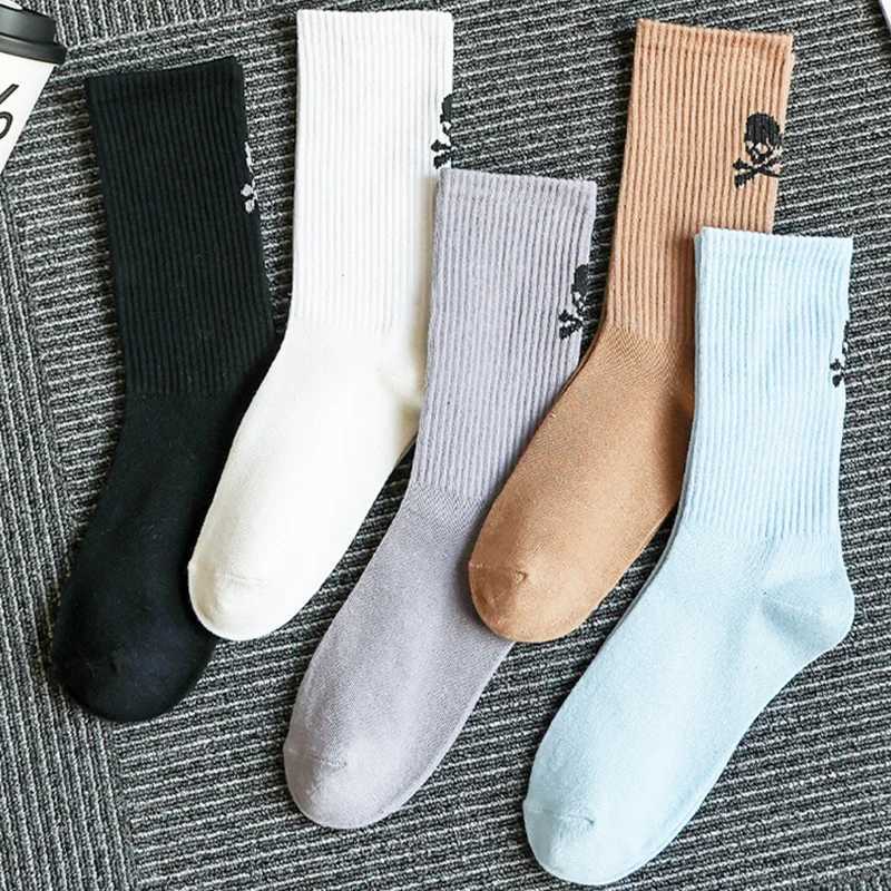 5 pairs of mens multi-color crew socks with skull patterns personalized novel fun moisturizing ideal gift for boyfriends X250319