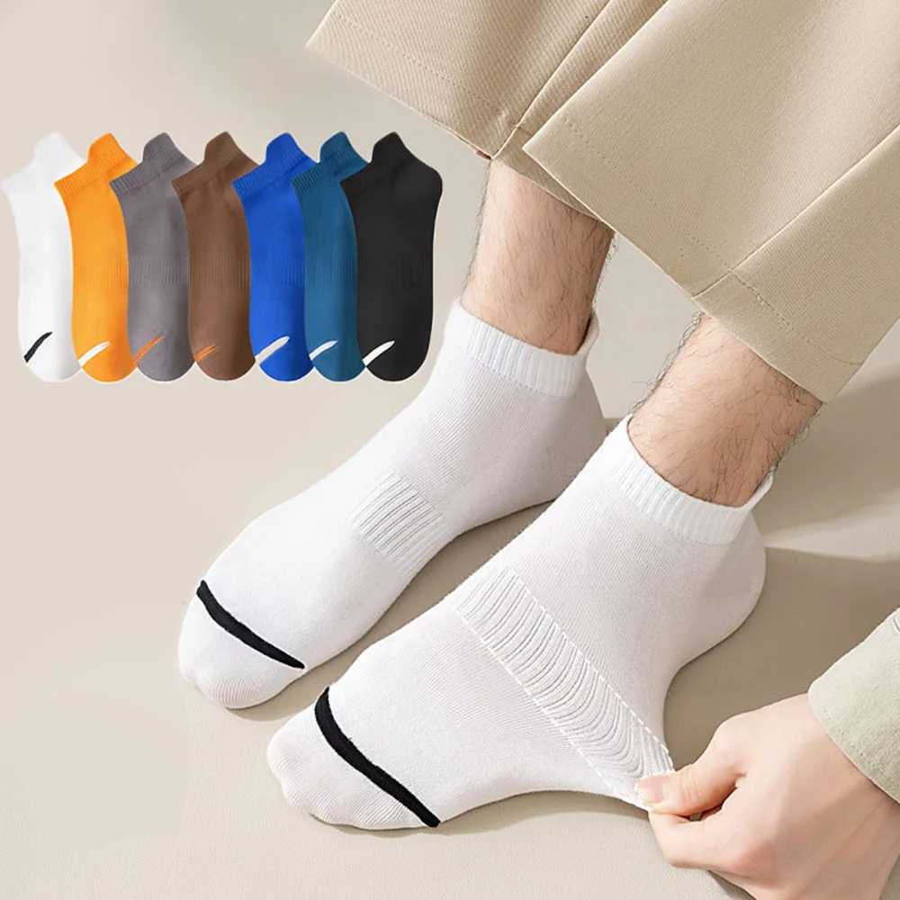 Mens Plus Size Ankle Socks Casual Cotton Stockings Sweat-absorbing Breathable Hosiery Fashion Solid Color Sports Hosiery X250319
