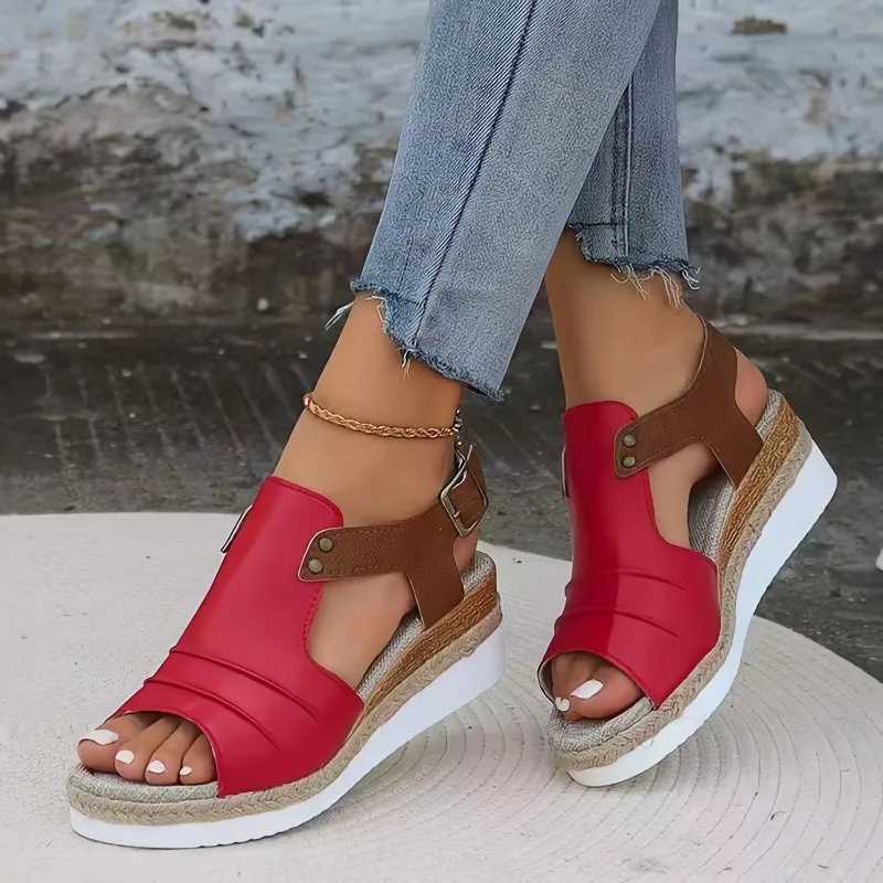 New Arrival Womens Wedge Sandals New Summer Lightweight Womens Platform Casual Sandals Womens Beach Luxury Designer Sandals T250318