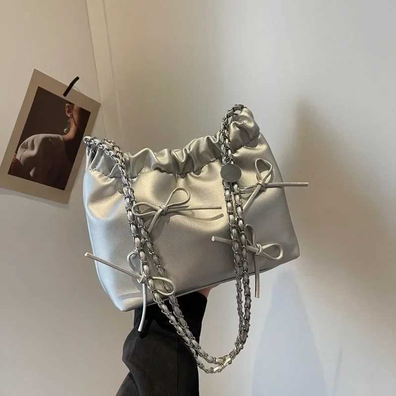 New Arrival New Cute Small Bow Design Womens Ten Font Bag Y2K Style Silver Handbag Leather Cross Body Bag Party Wallet T250318