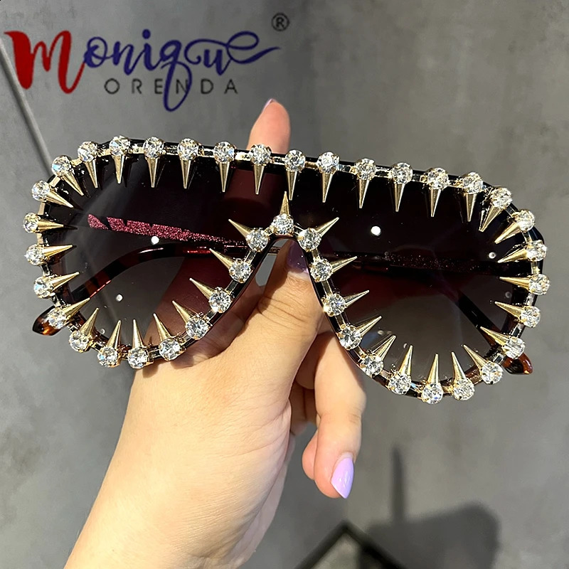 Sunglasses Women er Punk Rhinestones Sun Glasses Men Hip Hop Shades Eyewear De Sol 250318