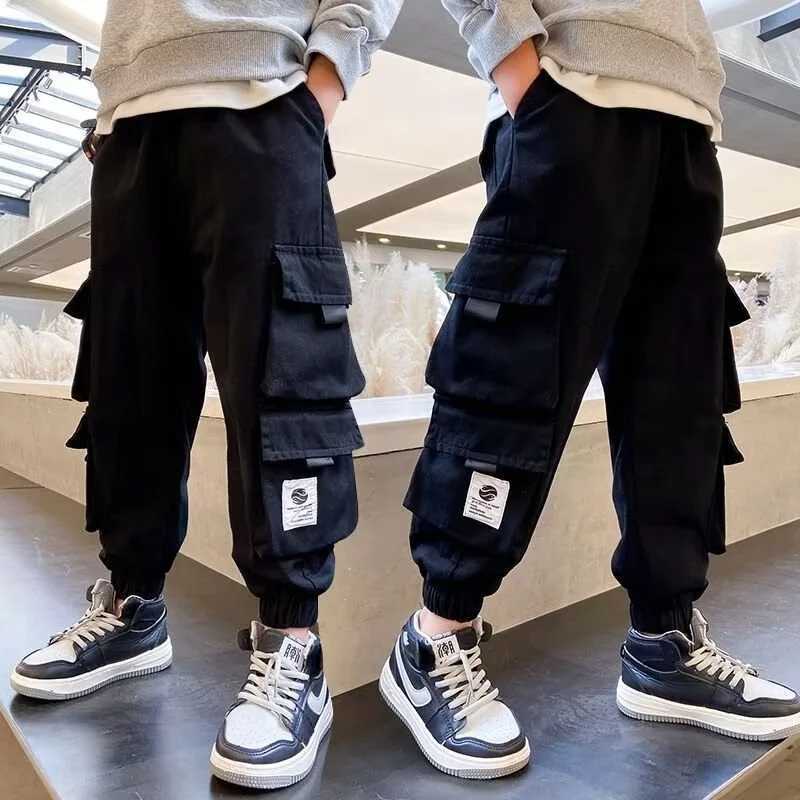 Childrens casual sports pants boys cargo pants teenagers hip-hop jogging pants Trousers Big Children High Waist retro street bag pantsT250318