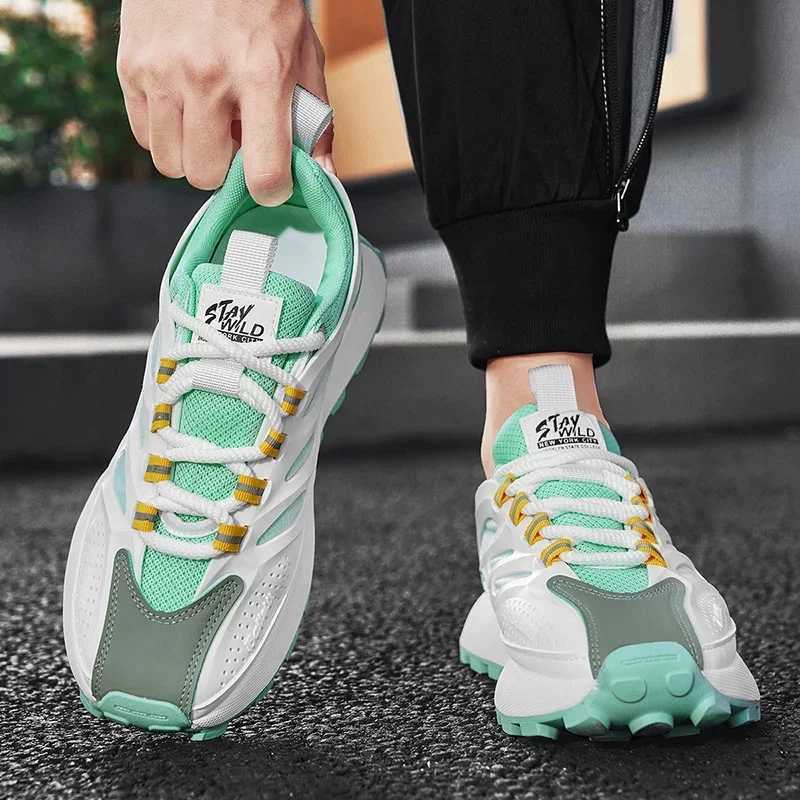 Mesh Fabric Sneakers Mens Shoes Niche Harajuku All-match Students Breathable Forrest Gump Fashion Shoes Mens Sneakers Z250319