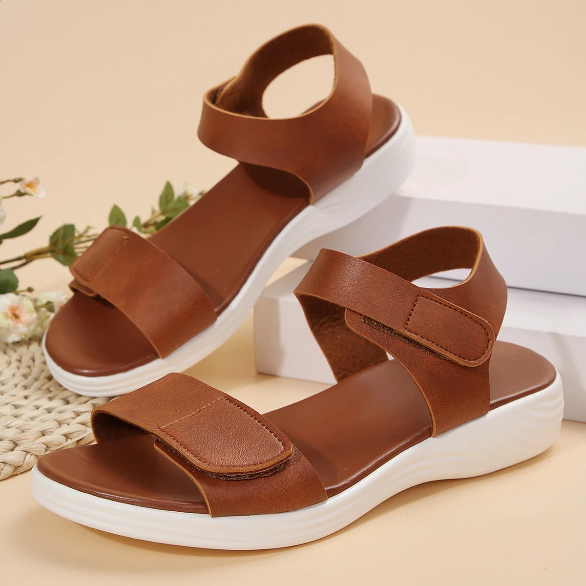 2024 Summer Sandals Travel Women Shoes Sandal Sole Durable Sandal Ladies Outdoor Beach Slippers Platform Sandals 250317
