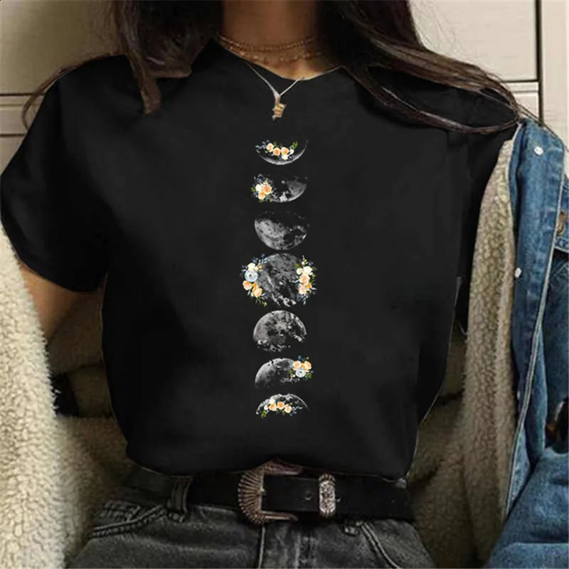Moon Print T-shirts for Women Harajuku Summer T Shirt Fashion Black Tops Funny Female T-shirt Casual Tee Woman Clothes 250319