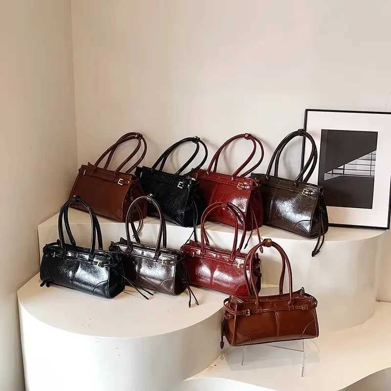 Womens PU Leather Shoe Bag 2024 New Autumn/Winter Luxury Trend Underwear Bag Womens Korean Fi Handbag Y250318