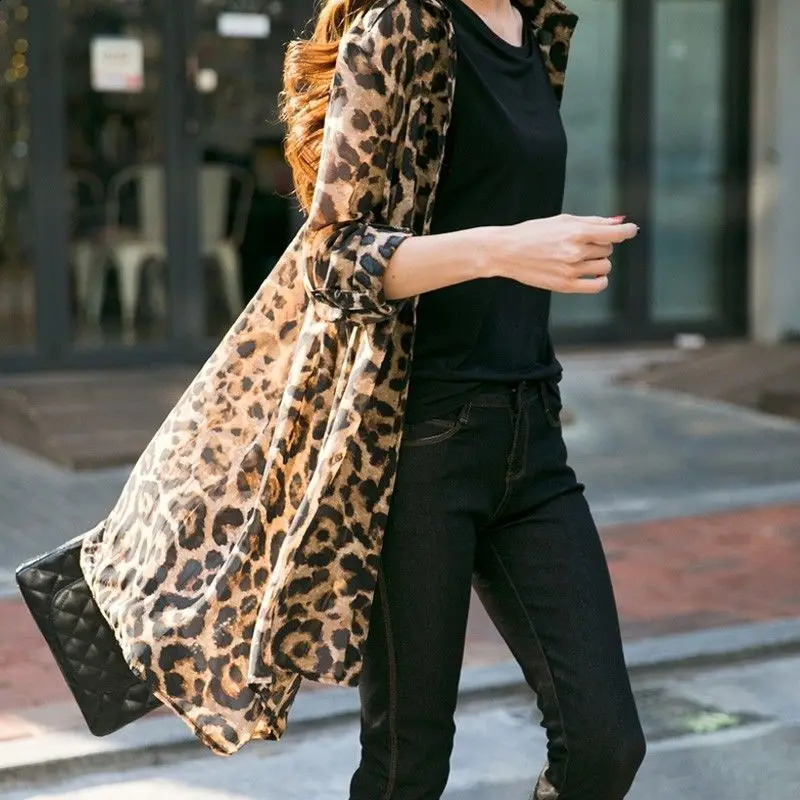Spring and autumn leopard print cardigan womens long sleeved retro button matching casual chiffon shirt 250318