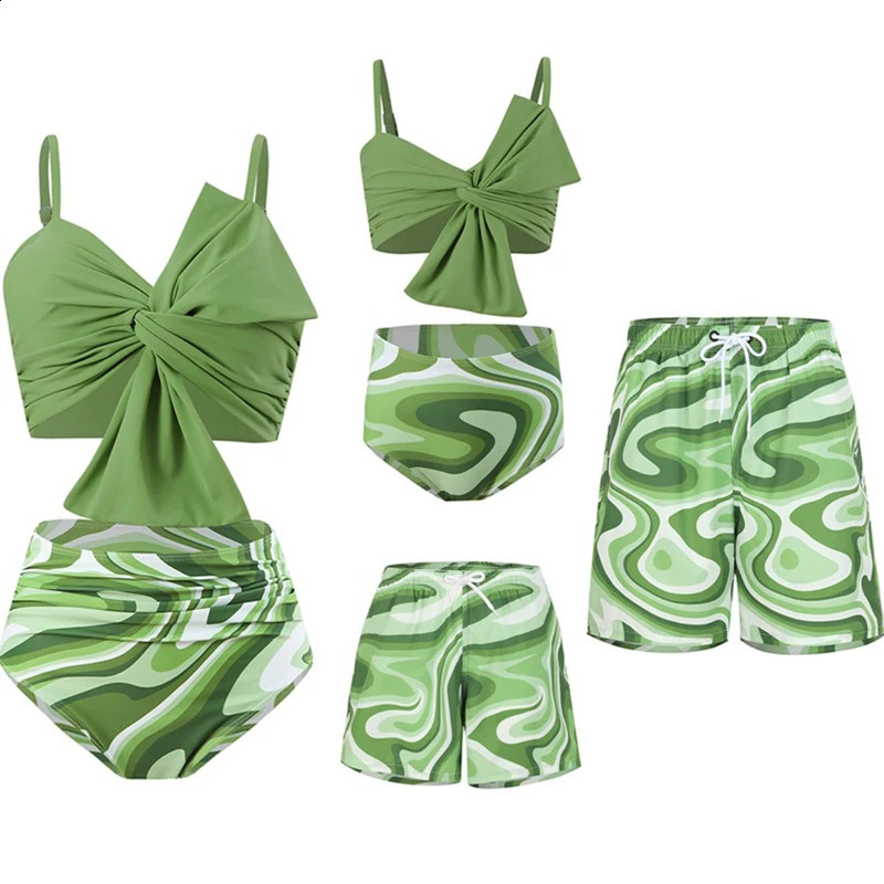 Summer Family Matching Outfits Look Mother Daughter Bikini Swimsuits Mommy And Me Clothes Dad Son Swimming Trunks 250319