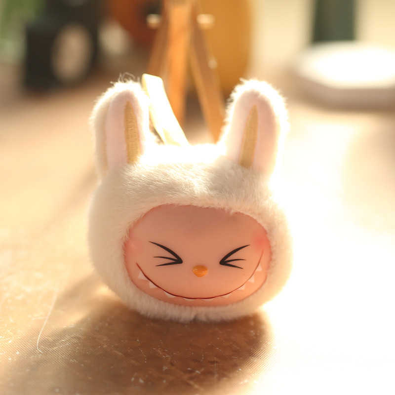 Keychains Lanyards celebrity Cute and Vinyl Cloth Small Pendant Plush Toy Doll Cartoon Bag Hanging Decoration Keychain H250318