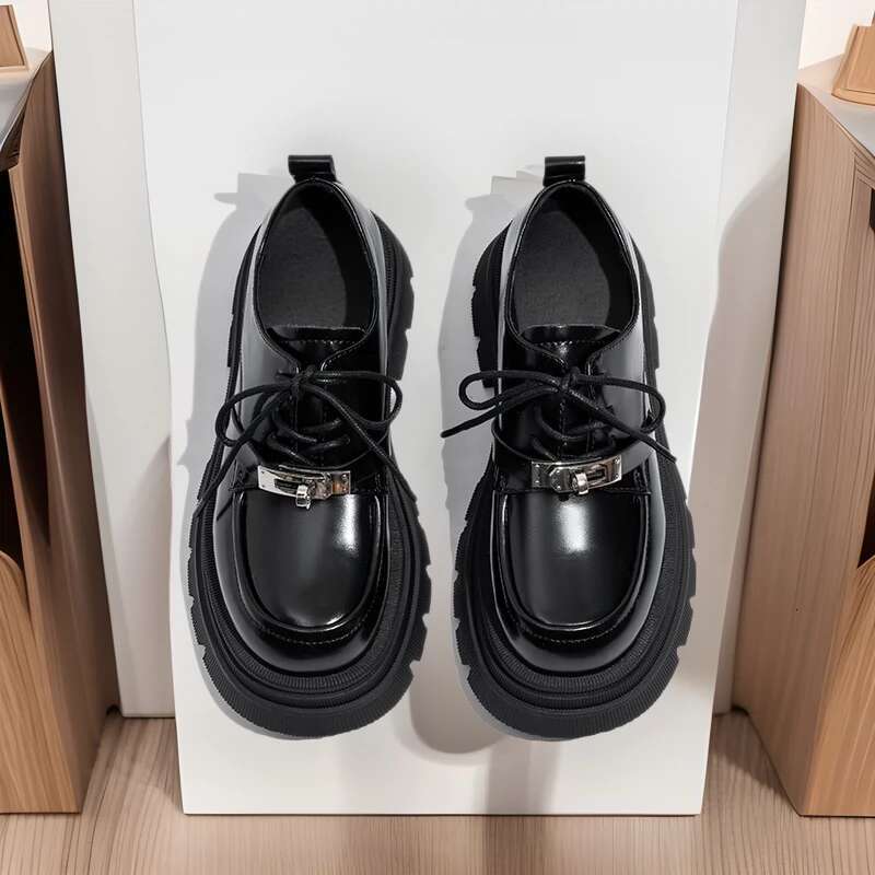 2025 NEWS Fashion shoes Thick-soled black small leather French platform loafers women's 23 new autumn Mary Jane single shoes