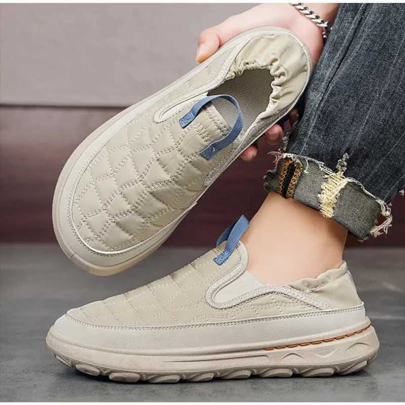Casual mens sports shoes with thick soles and comfortable exposed vulcanized shoes trend anti slip soft sole round heel sliding roller coaster Z250319