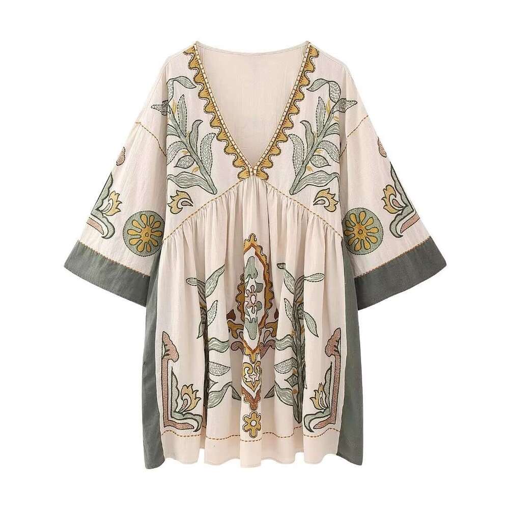 2025 Women's V-Neck Loose Embroidered Dress 3584