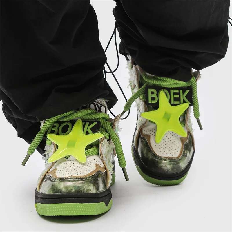 2025 New National Fashion New Men's and Women's Light Sports Add Everything Dopamine Designer Fashion Leisure Skateboarding Shoes Lover Brea