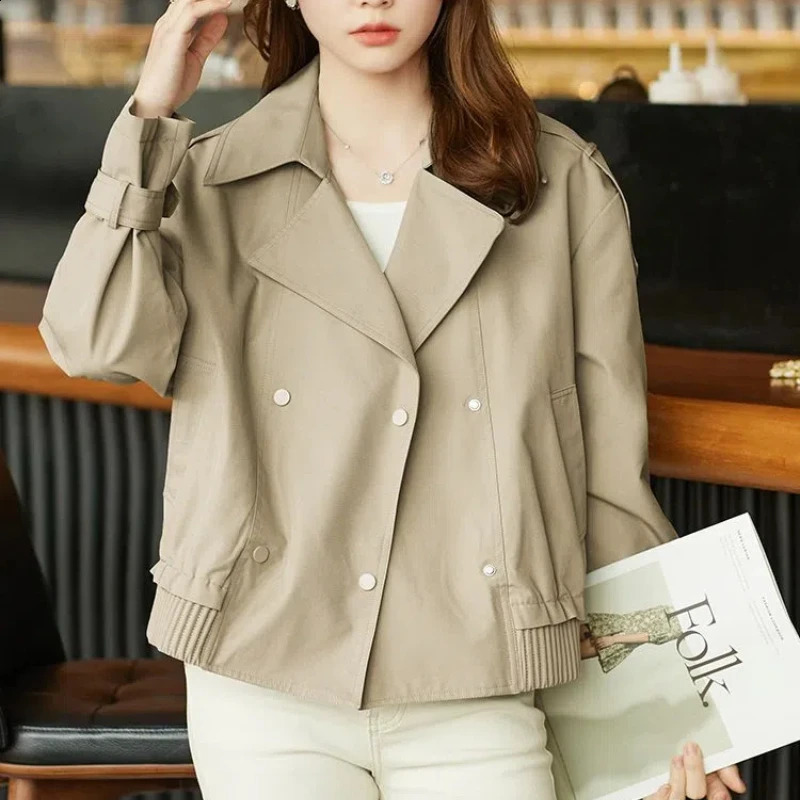 Womens Spring and Autumn Patch Set Collar Button Pocket Casual Fashion Solid Color Loose Short Break Windbreaker Jacket 250317