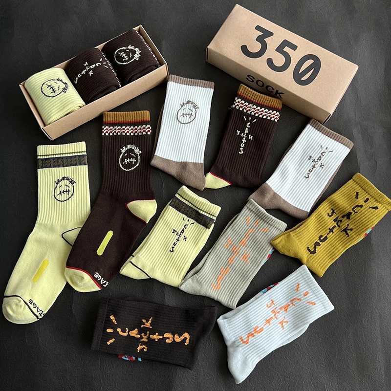 Mens SOCKS 3 Pair/Box SOCKS Cotton Sport Hip Hop Basketball Skateboard Brown /Yellow Sockken Mens Gift X250319