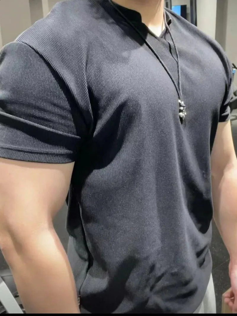 280g heavyduty Tshirt fabric shoulder pad with large wrinkle resistant quick drying fitness suit mens sports short sleeved 250317