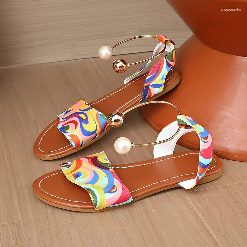 2025 S Fashion Designer Sandals Random Print Trend Beaded Women Flats Beach Shoes Summer Bohemian Casual Outdoor Dress Sandalias
