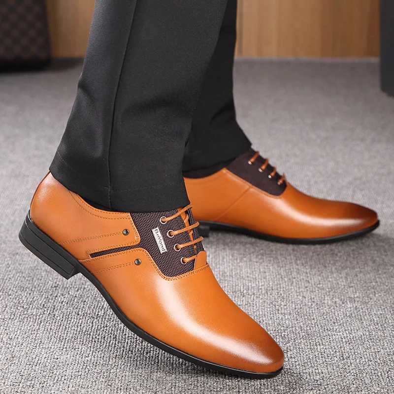 QFFAZ Large Size 38-47 Mens Wedding Shoes Black Brown Oxford Shoes Official Office UK Lace Mens ShoesXJ250319