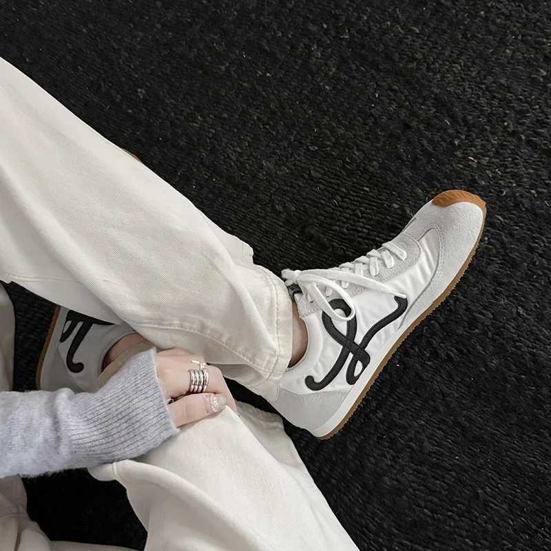 Arden Furtado Spring Cow suede Low heel Casual Gym shoes round toe Lace up Mixed Flats German Army Trainer Large size Y250318