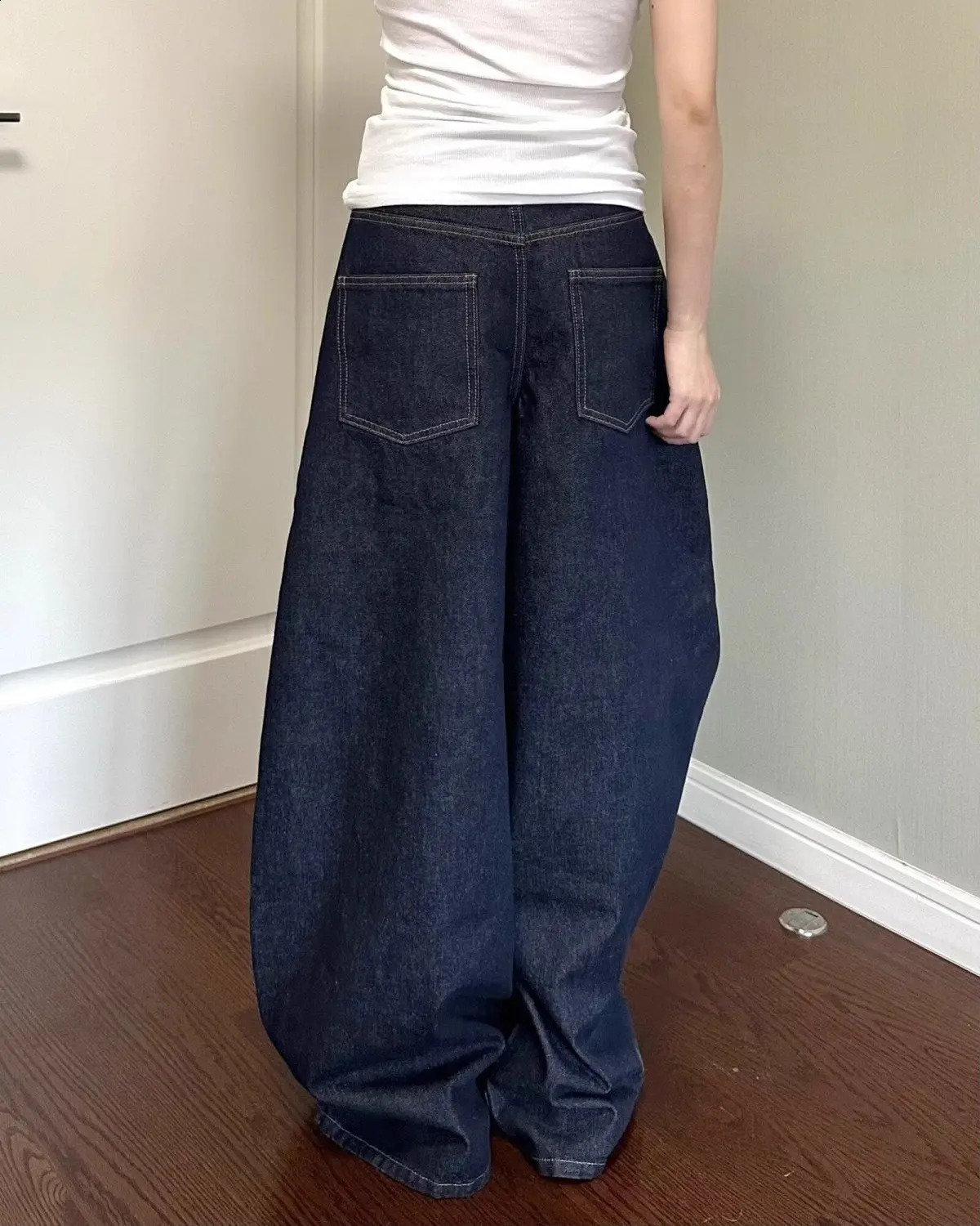American womens black high street vibrating wide leg jeans suitable for autumn and winter suitable for men and women washed loose straight pants 25031
