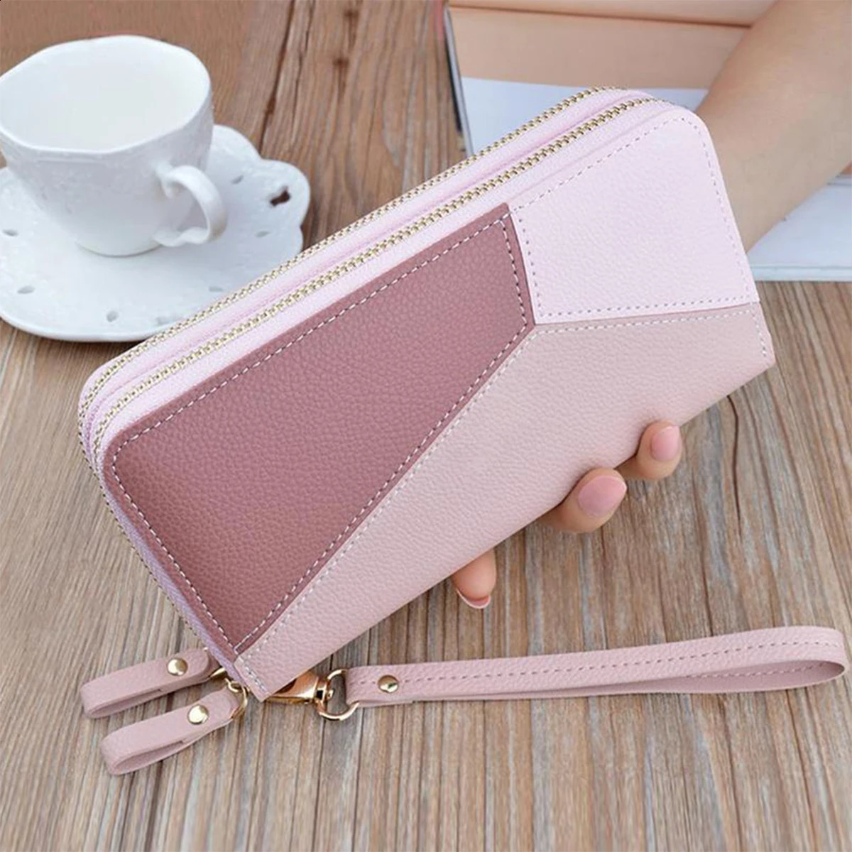 Women Fashion Short Wallet Ladies Leather Wallet Card Holder Foldable Portable Lady Coin Purse Multi-functional Bank Card Holder 250318