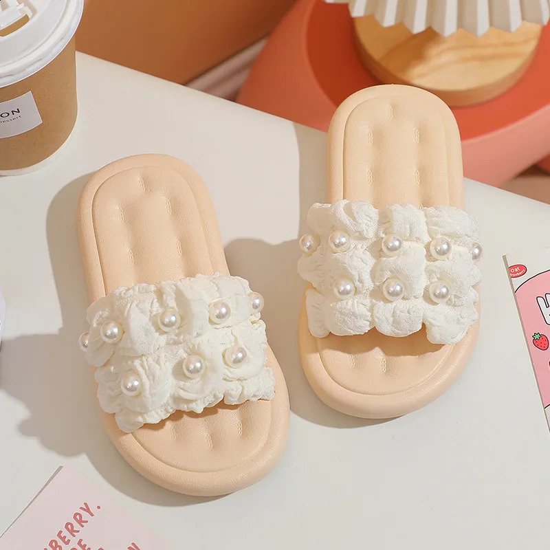 Princess Wind Pearl Puff Girl Little Girl Soft Bottom External Penetrating Air Sandals 250318