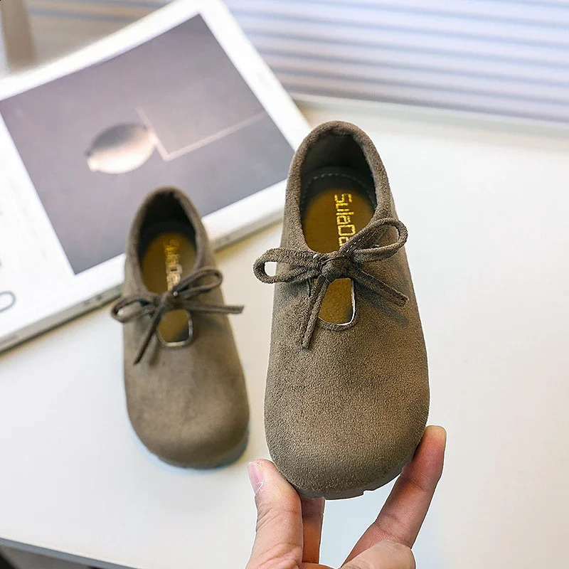 Childrens Loafers Shallow Bowknot Girls Flat Shoes Fashion Toddlers Versatile Moccasins Spring Autumn Causal Kids Leather Shoe 250319